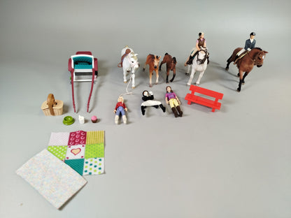 Schleich Pferde-Bauernhof Spielset – Camping mit Figuren & Zubehör