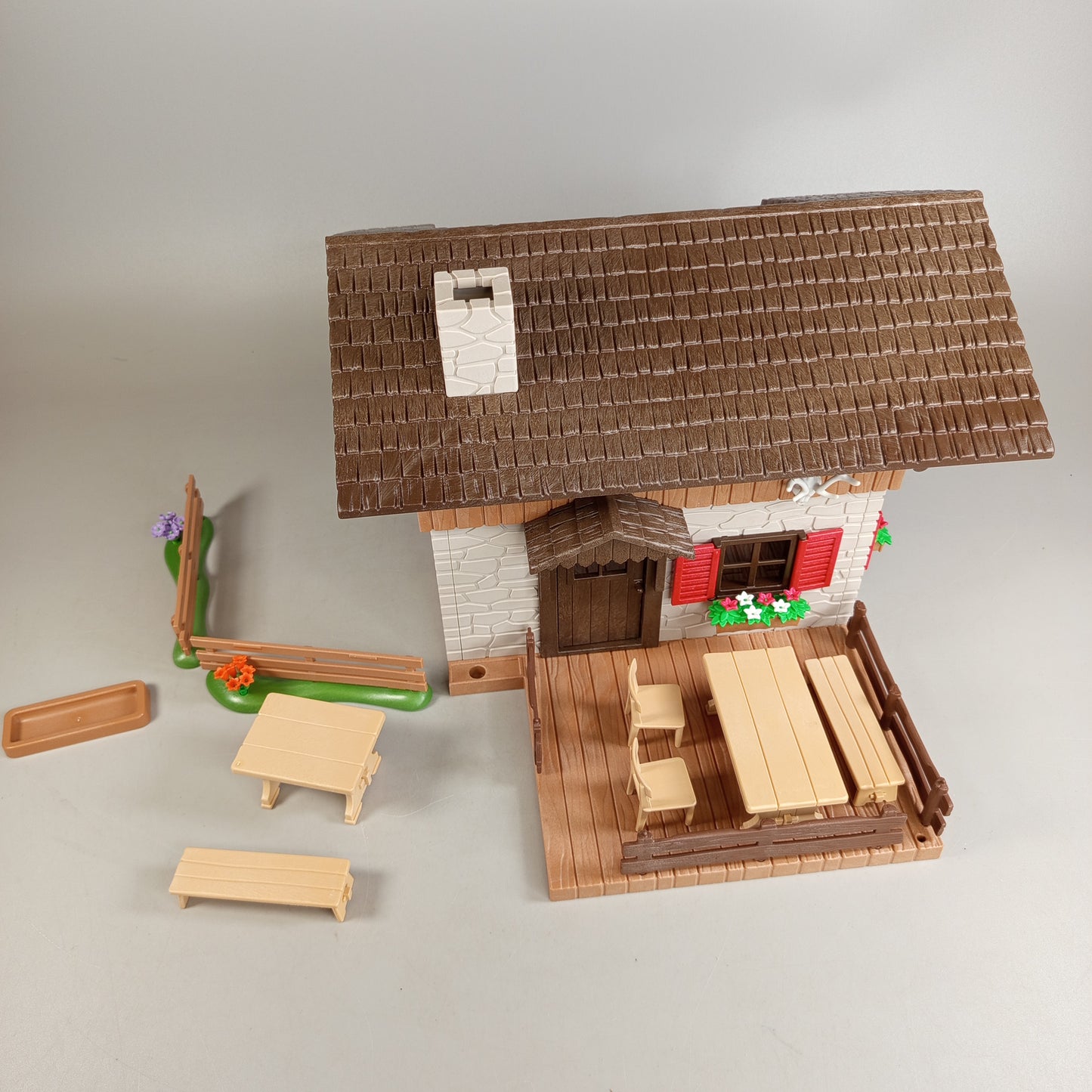 Playmobil Alpenhaus – mit Figuren, Tieren & Zubehör, Set