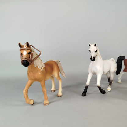 Schleich Pferdefiguren Set von 4 – wie neu