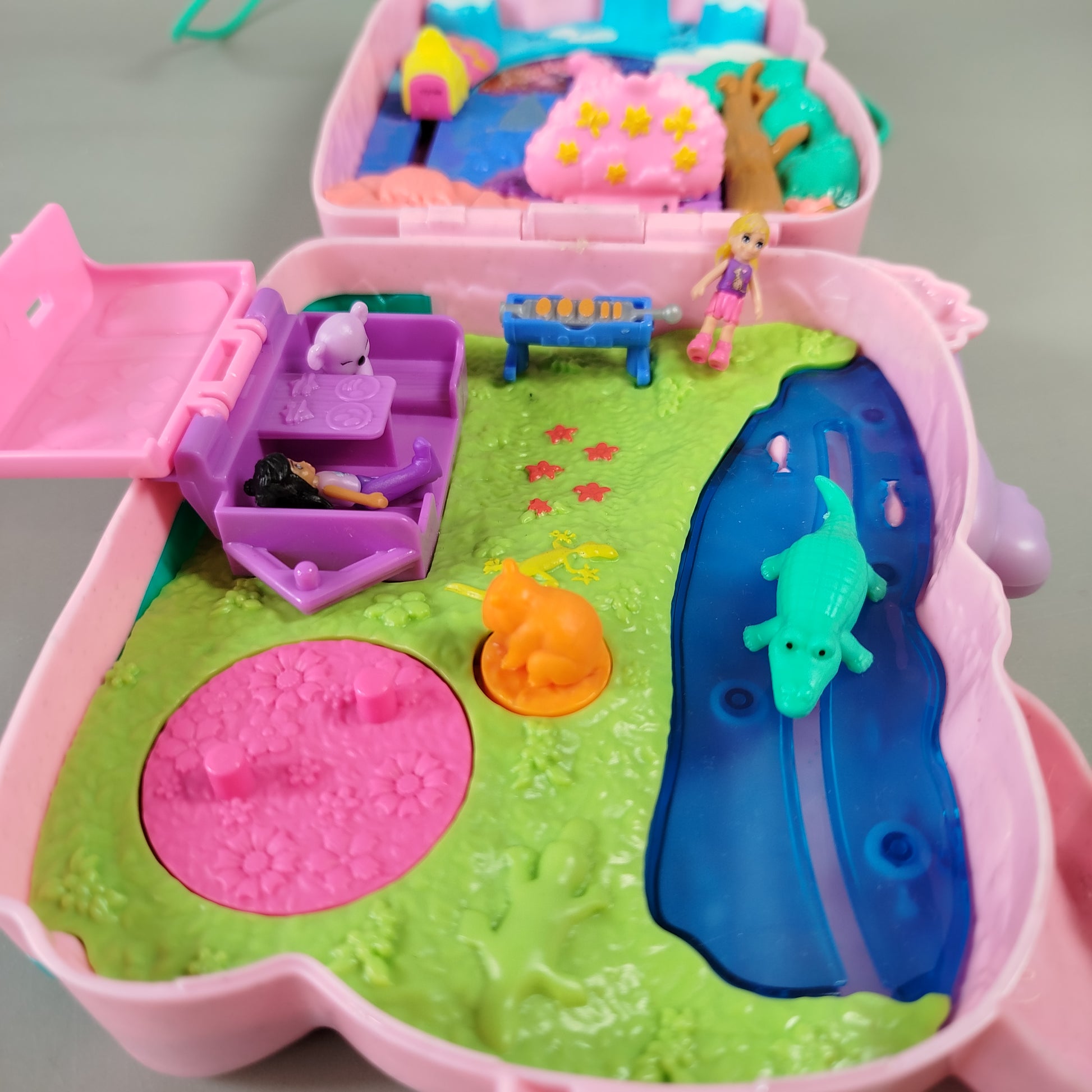 Polly Pocket Kompakt-Spielsets – Dschungel & Abenteuer, Set von 2