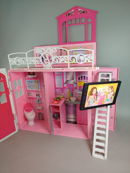 Barbie Puppenhaus mit 5 Puppen & Möbeln