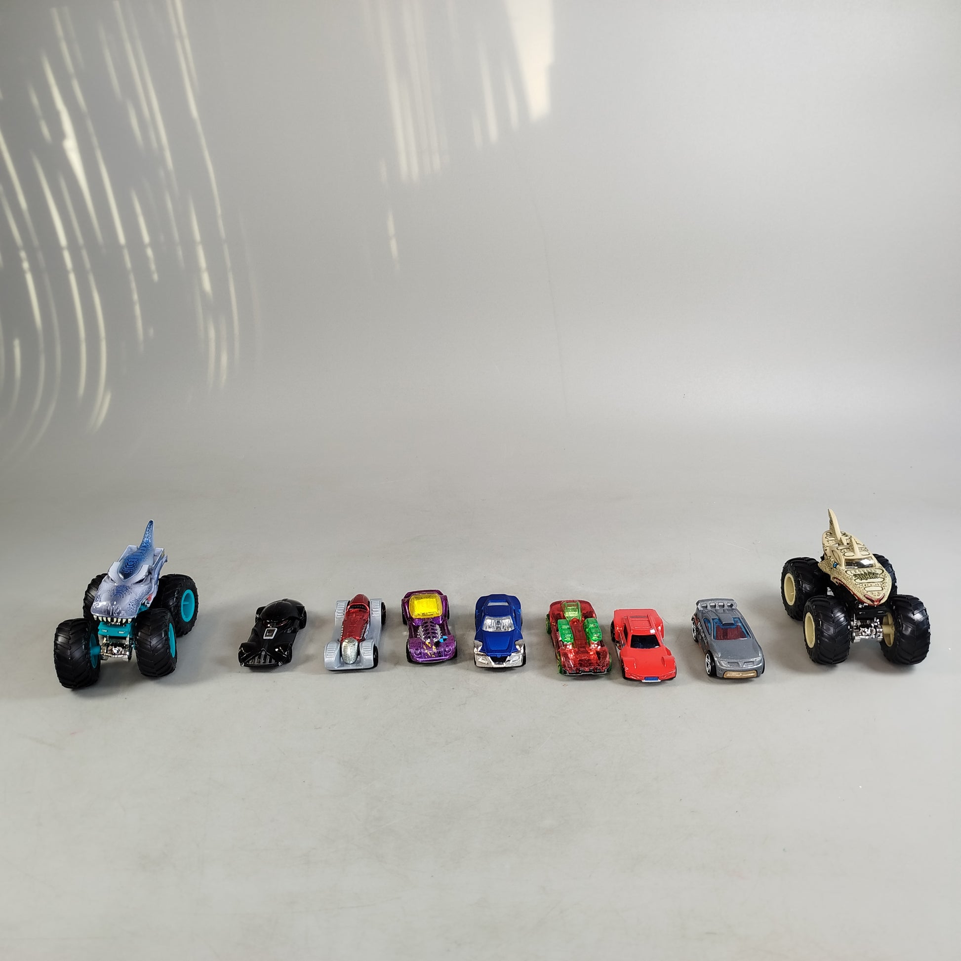 Hot Wheels Bundle 8 Monster Trucks & Autos, ab 6 7 8 Jahre | ✅ geprüft 