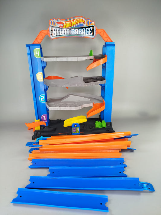 Hot Wheels Hot Wheels Stunt-Garage mit Fahrzeug-Set