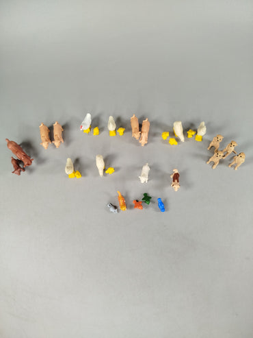 Playmobil Tiere Set von 30 Figuren – Bauernhof & Wildtiere
