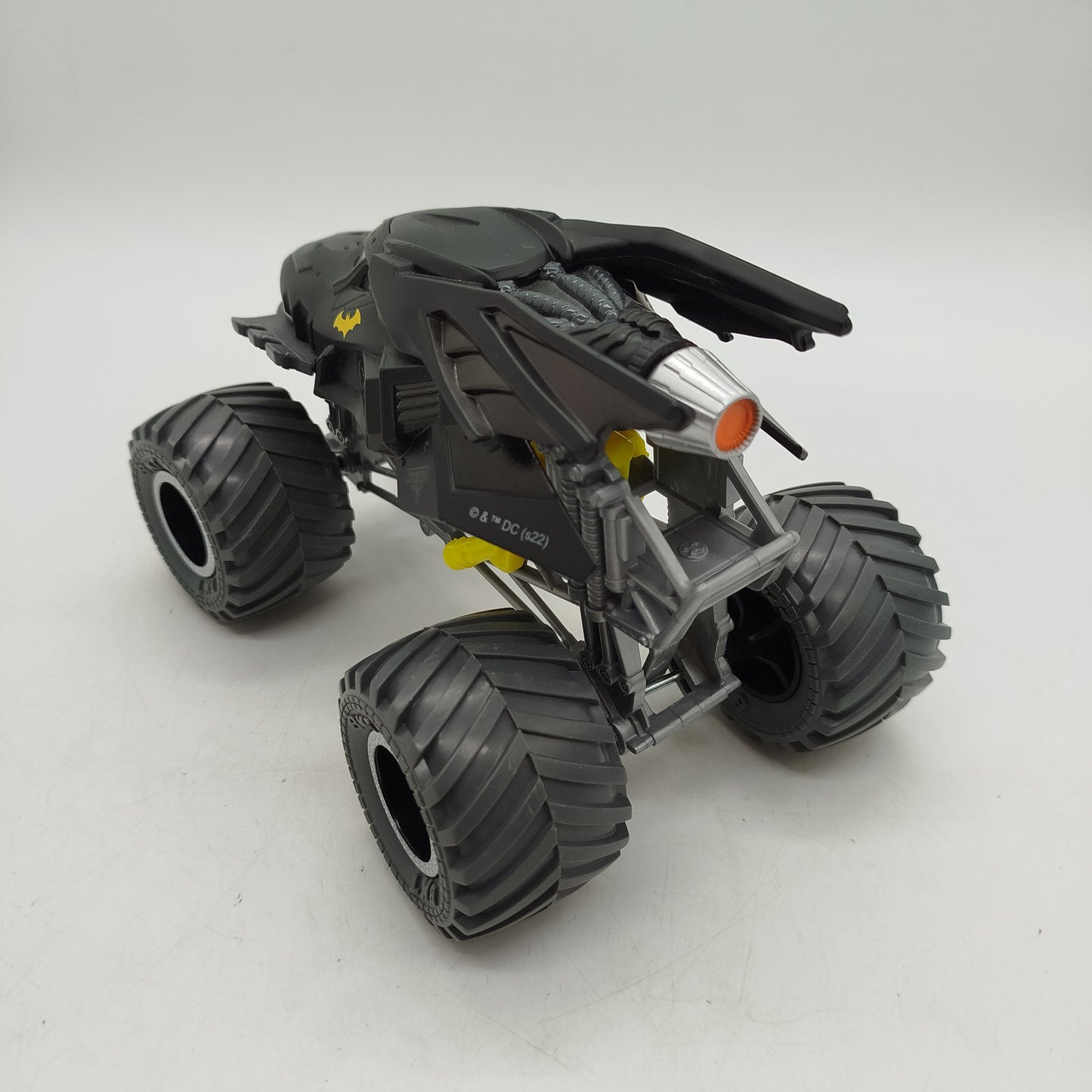 DC Batmobile MonsterJam Monstertruck1:24 gebraucht ab 3 4 5 Jahre | ✅ geprüft 
