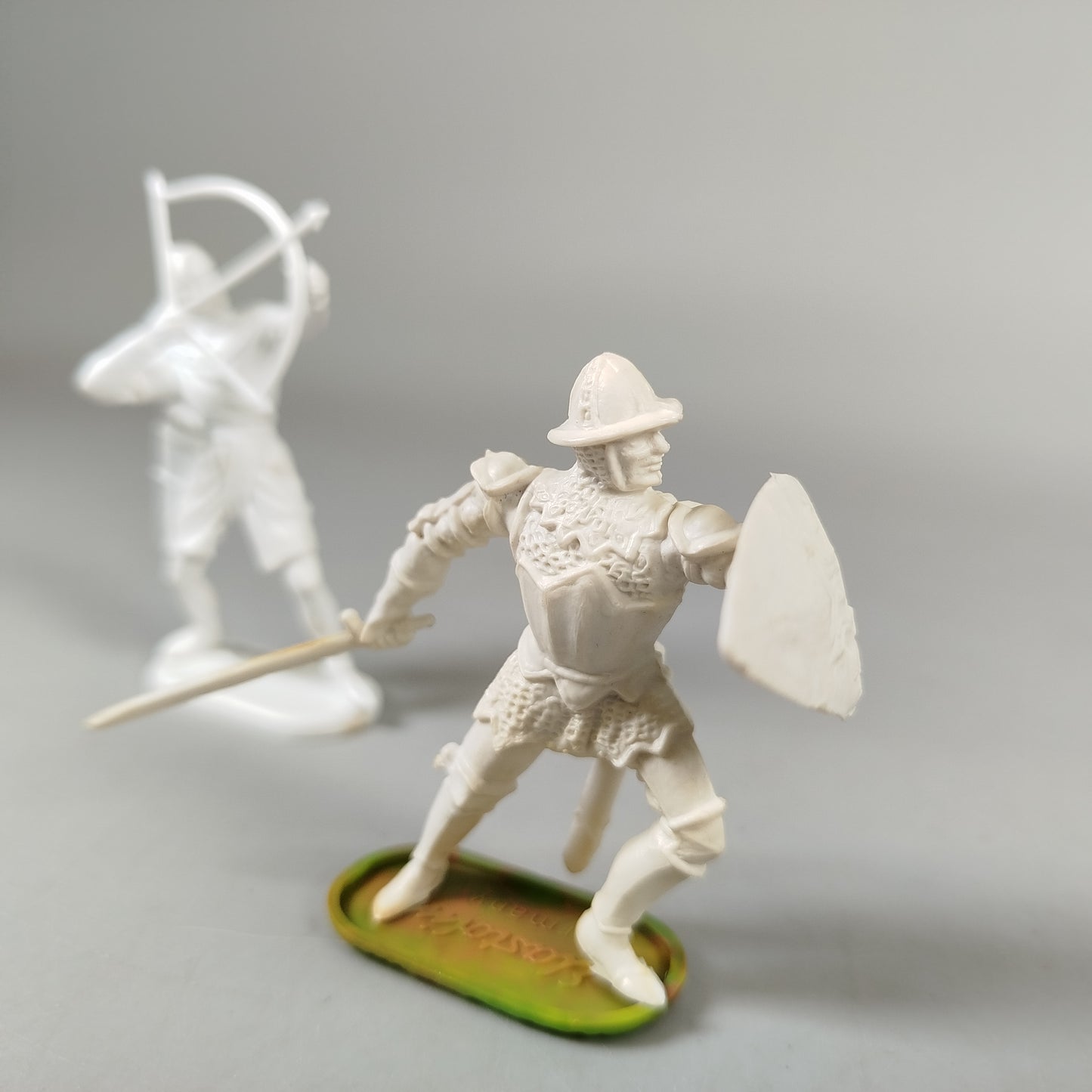 Elastolin Ritter & Bogenschütze – Set von 2 Spielfiguren, ca. 7 cm