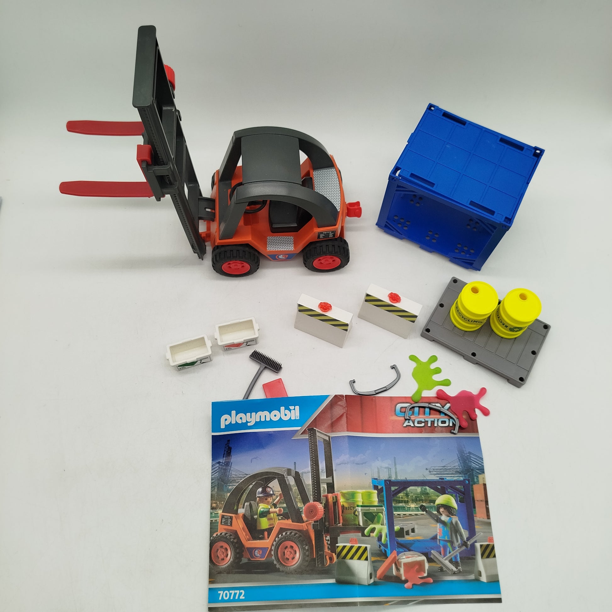 Playmobil Bundle City Action 70772 & Stuntshow 71256 Set von 2 Fahrzeuge ab 3 Jahre 