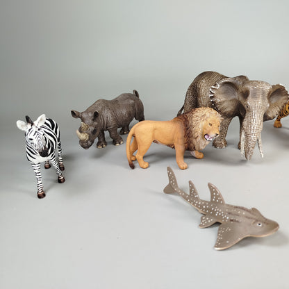 Schleich Zoo Tierfiguren Set von 8, sehr gut erhalten