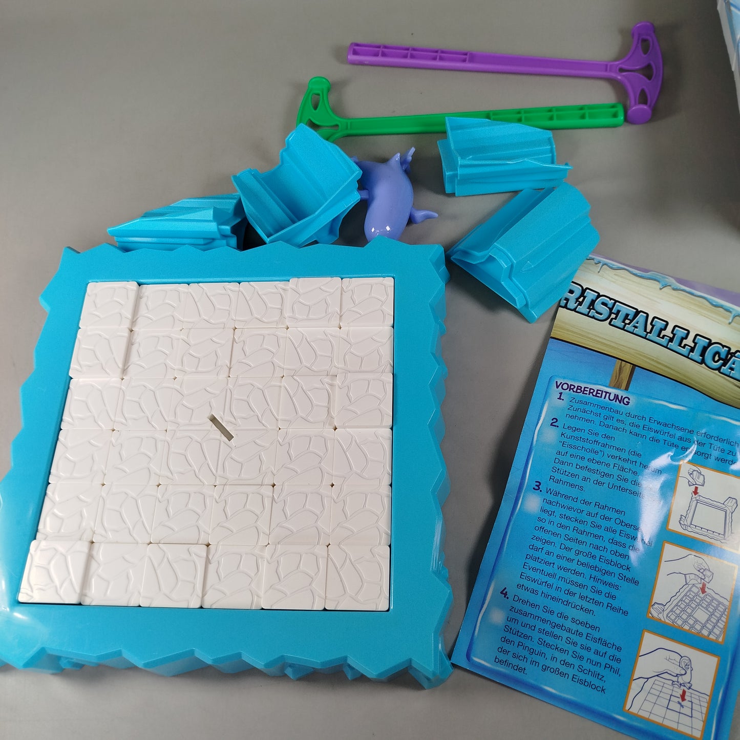 Hasbro Gaming Kristallica Brettspiel Neuwertig