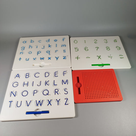 Magnetische Lernspielzeug Set von 4 – Buchstaben, Zahlen, Zeichnen
