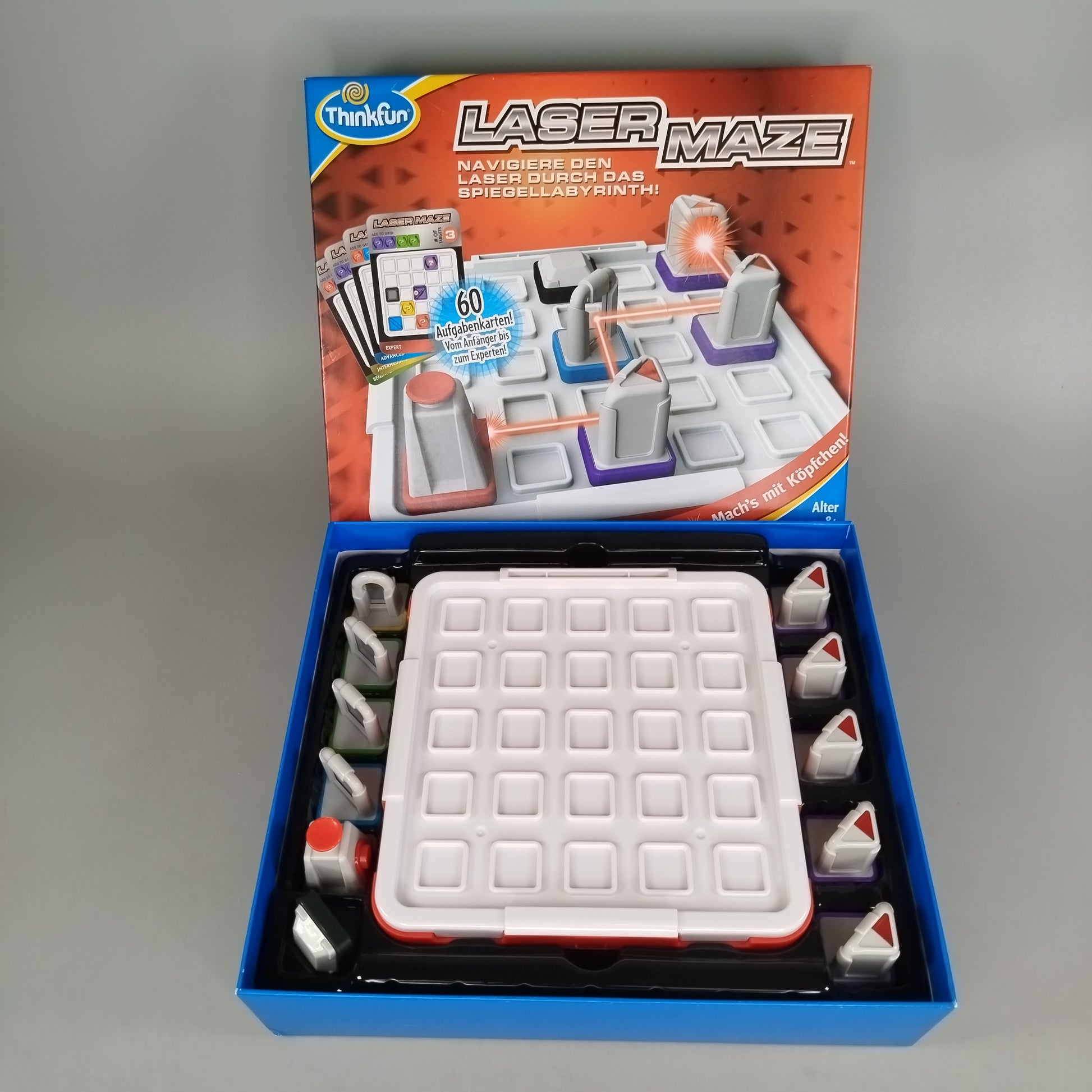 ThinkFun Laser Maze Logikspiel – Denkspiel mit 60 Aufgaben, OVP