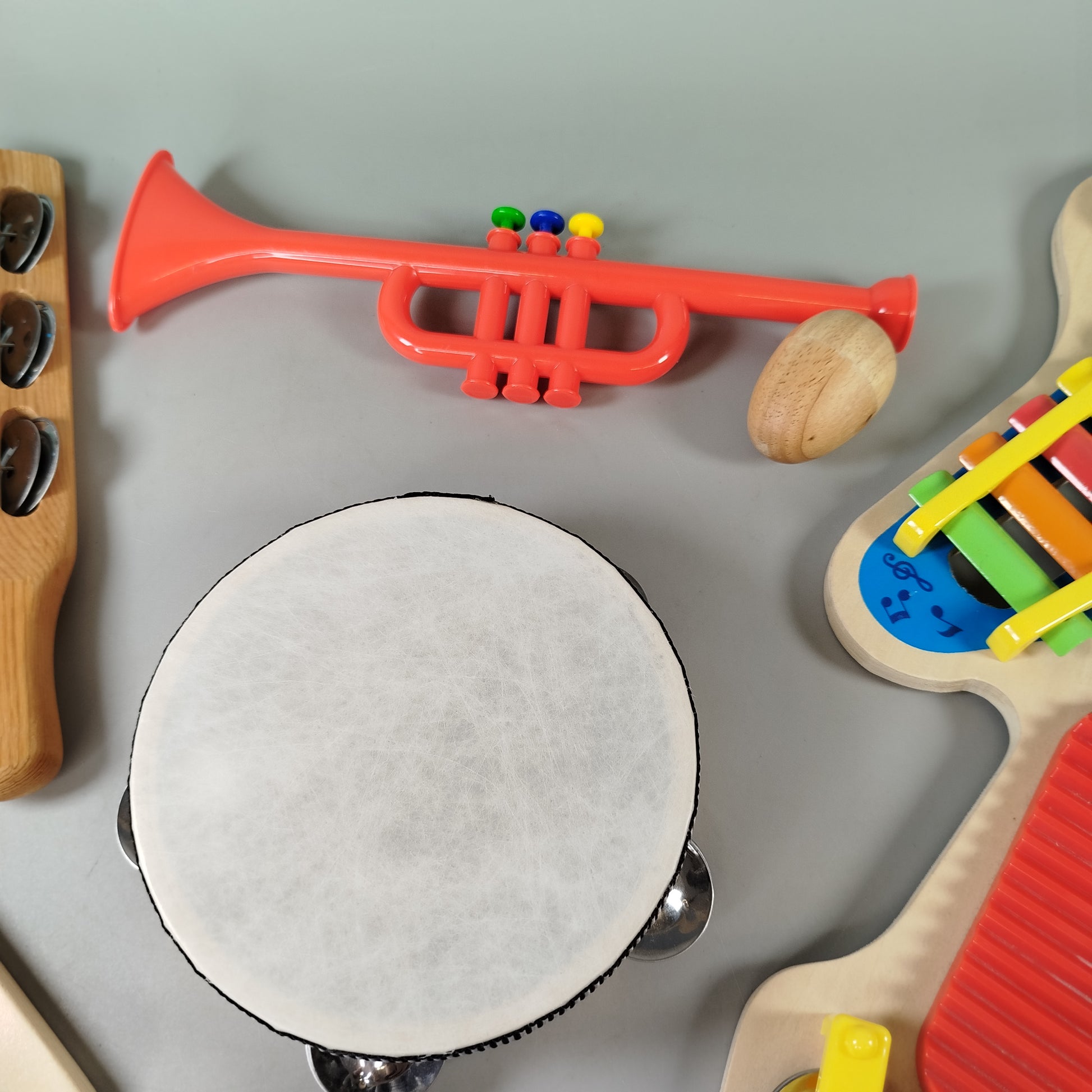 Musikinstrumente Set für Kinder – Xylophon, Trommel, Tamburin, 6 Teile