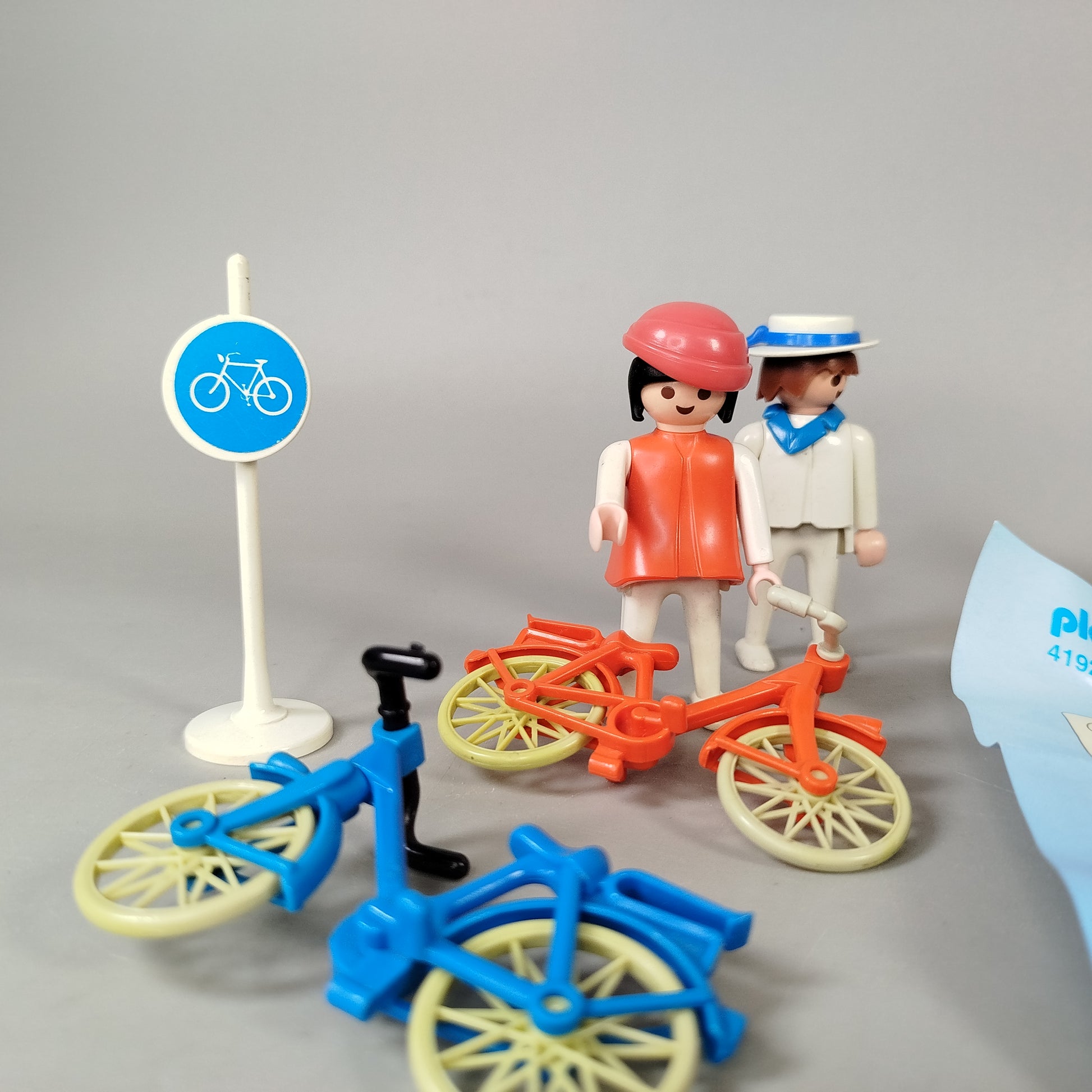 Playmobil Set 3573 & 4192 – mit Figuren, Pferd, Fahrrädern & Zubehör