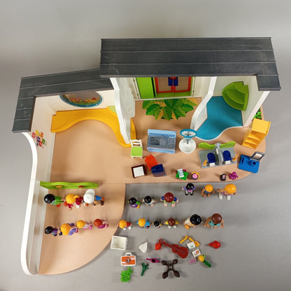 Playmobil Kindertagesstätte – mit Figuren & Zubehör, Set