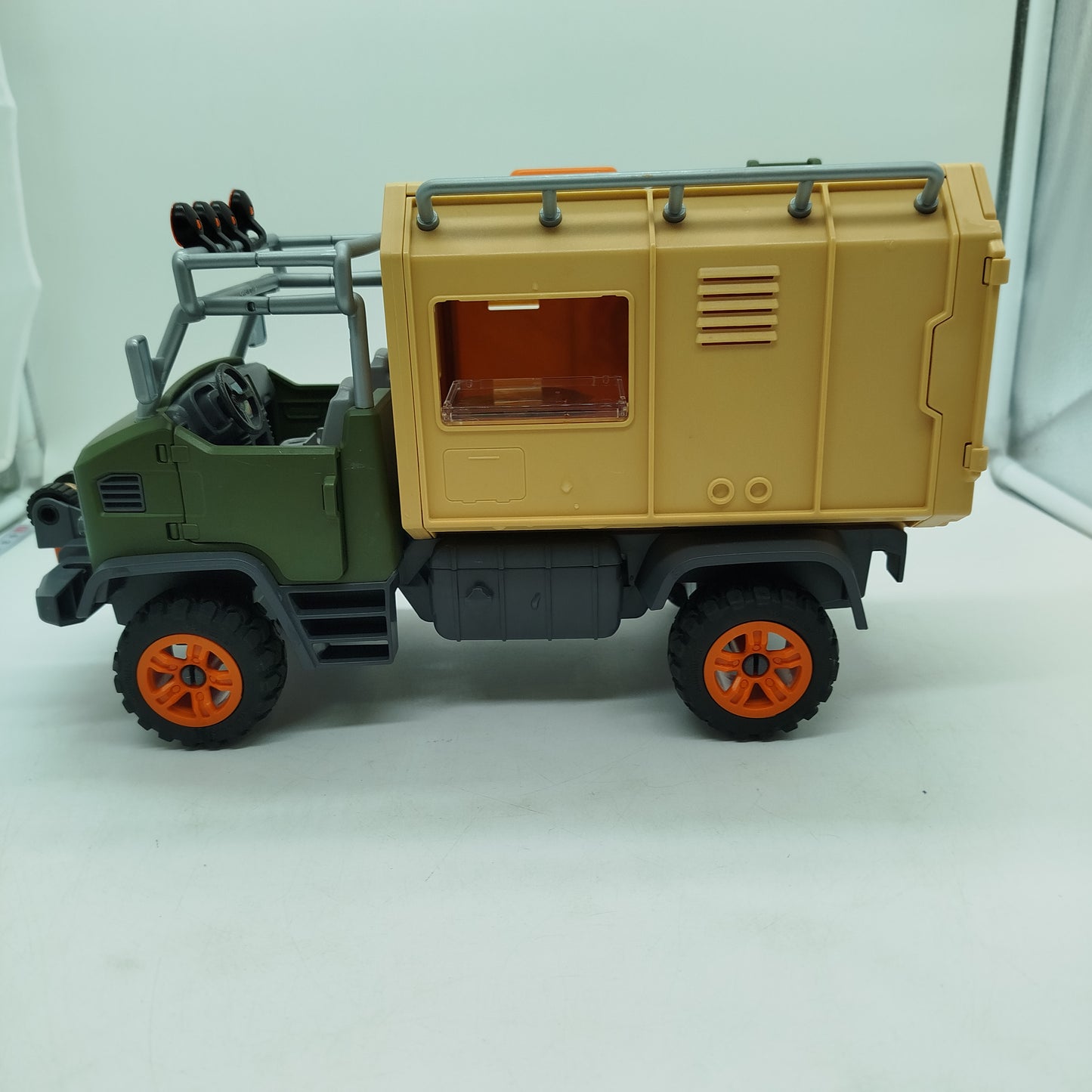 Schleich 42475 Tierrettungs-Fahrzeug