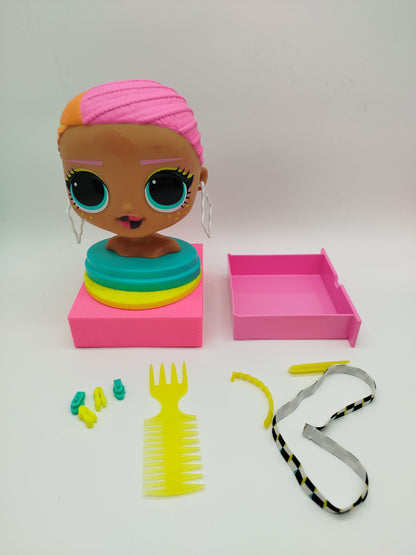11 L.O.L. Surprise Puppen mit Accessoires