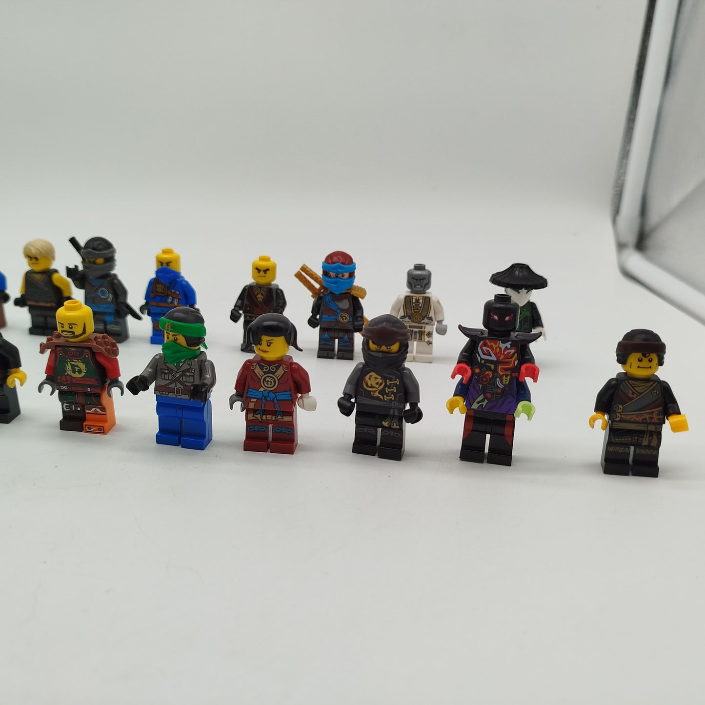 LEGO 23 Minifiguren - teilweise Ninjago Set 