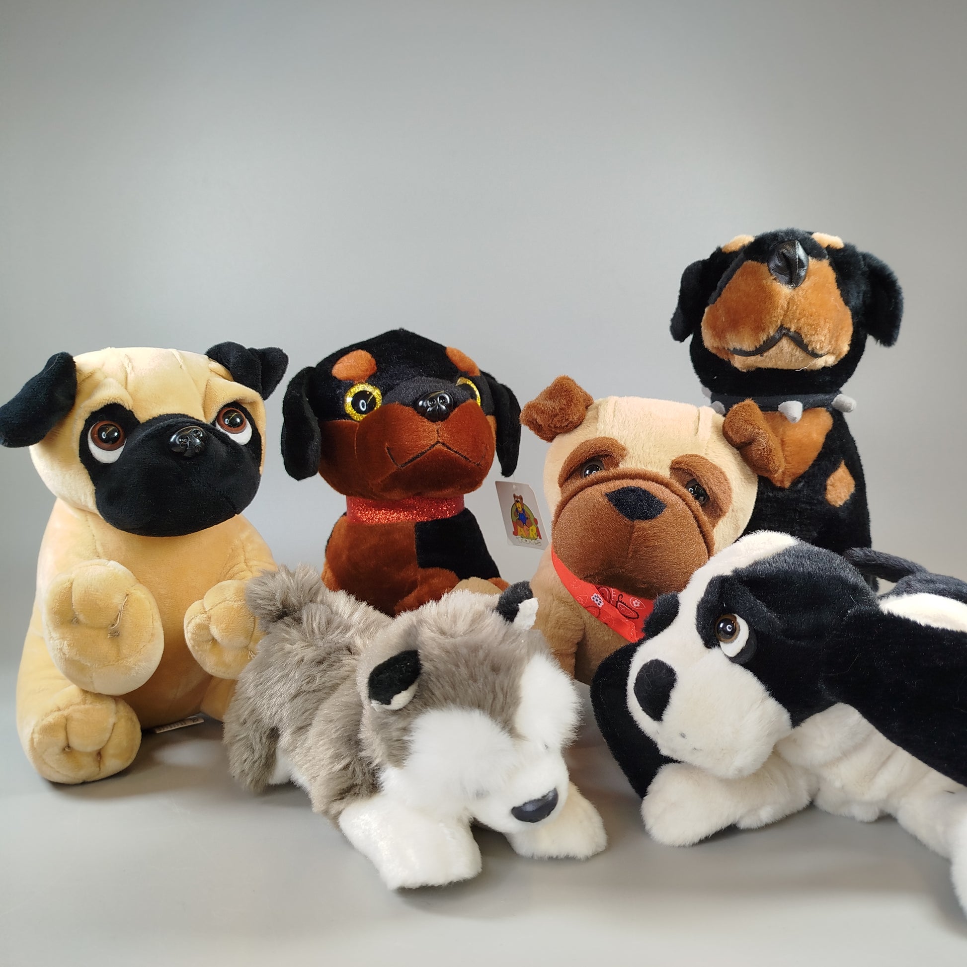 Stofftiere- Verschiedene Hunderassen - Set von 6