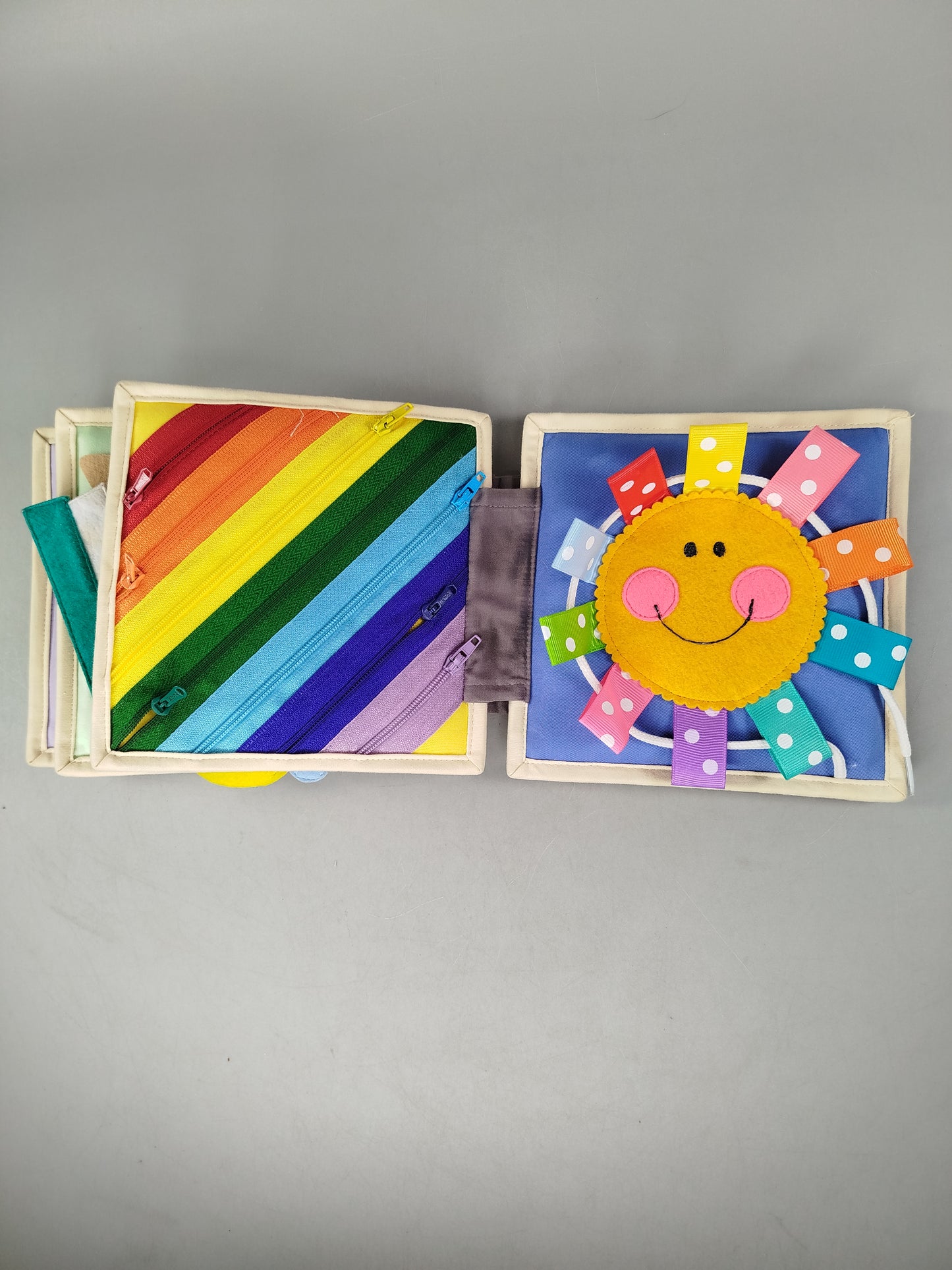 Jolly Designs Stoff-Aktivitätenbuch, wie neu, ab 3 4 5 Jahre | ✅ geprüft 