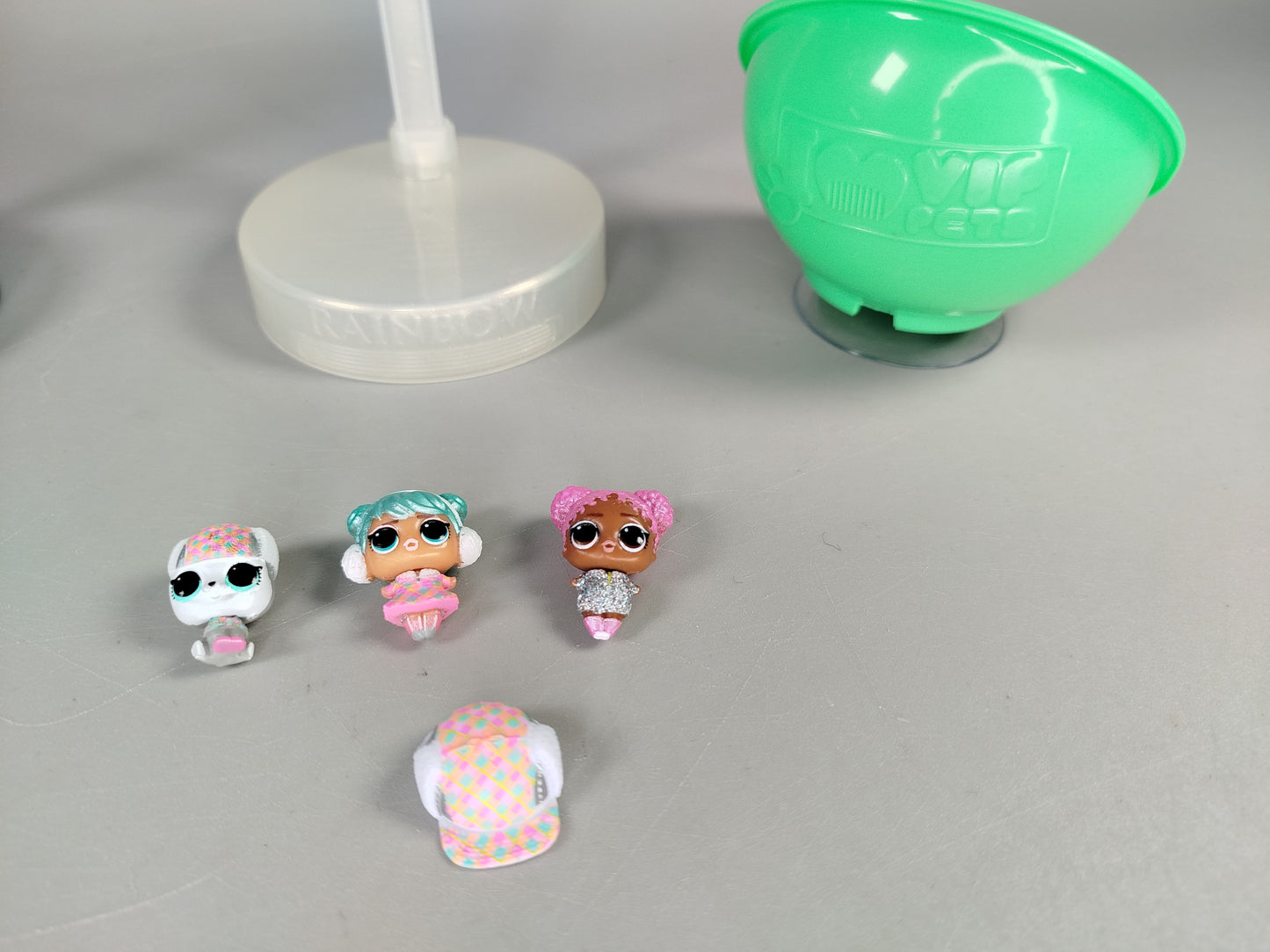 Modepuppen und Zubehör Set – 2 Puppen und Tierfigur, gut