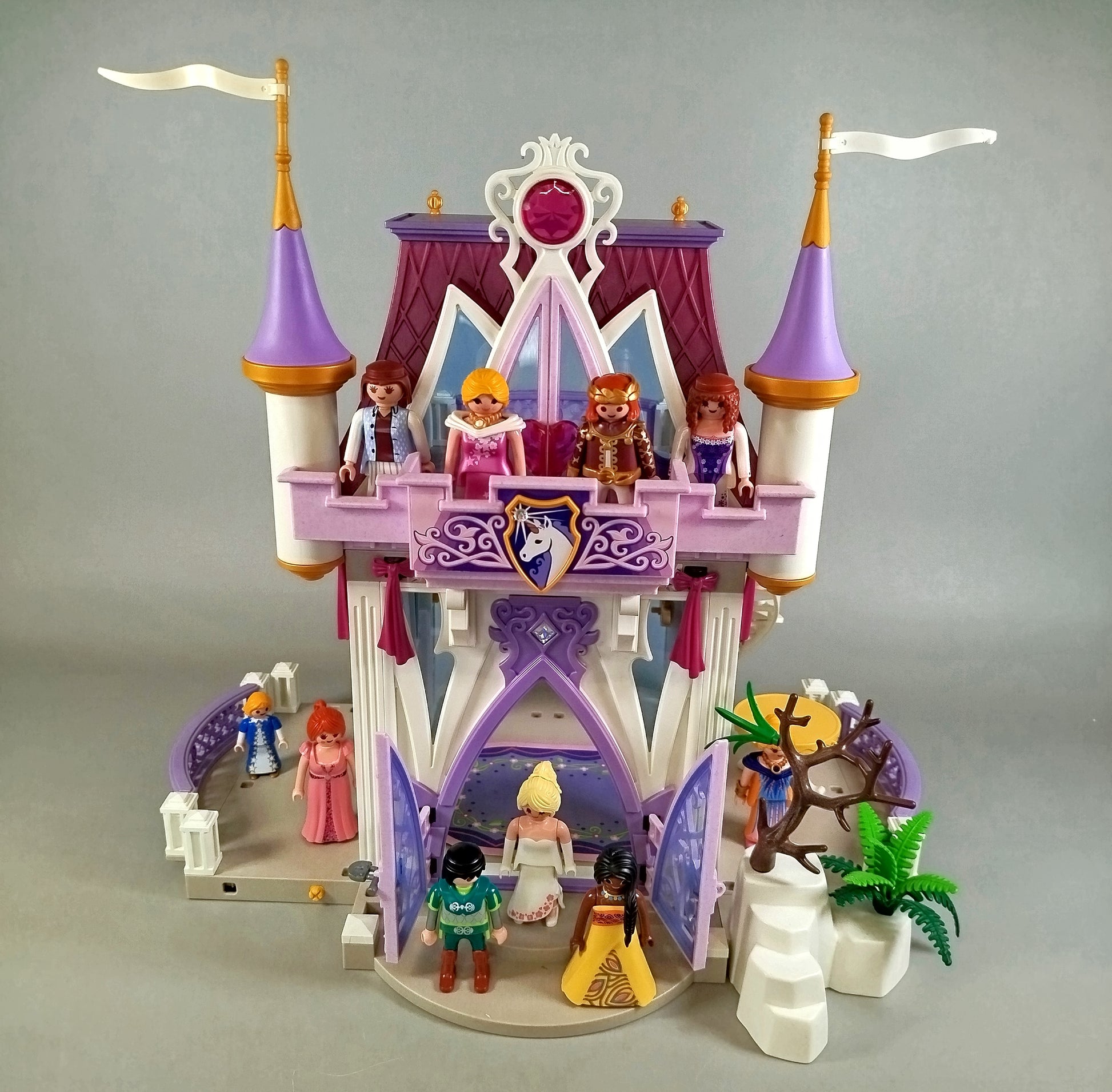 Playmobil Prinzessinnen Schloss – mit 11 Figuren & Zubehör  