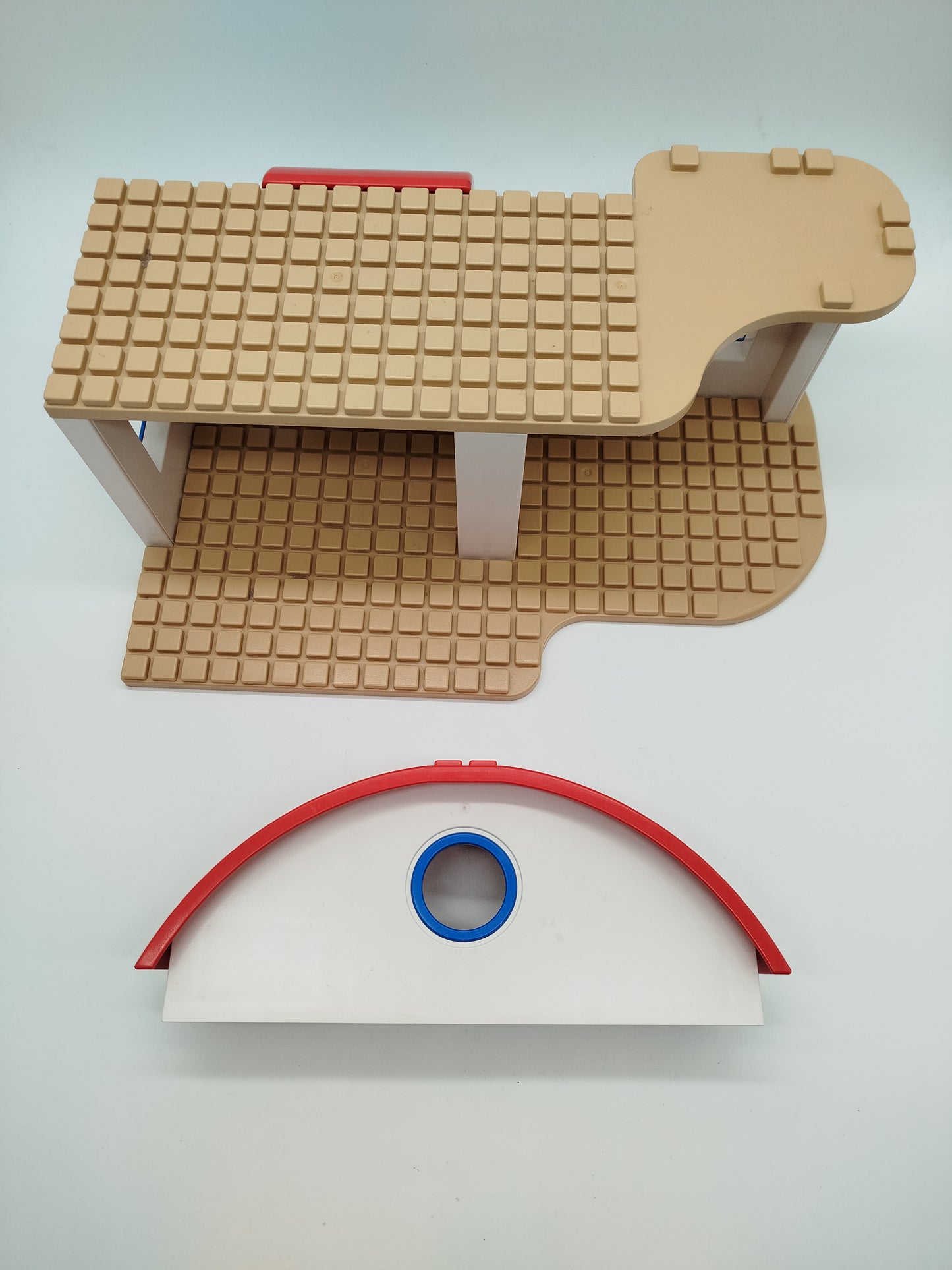 Playmobil weihnachtliches Wohnhaus mit Figuren und Zubehör