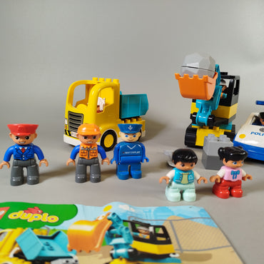 LEGO DUPLO Set 10931 mit 2 weiteren Fahrzeugen & Figuren