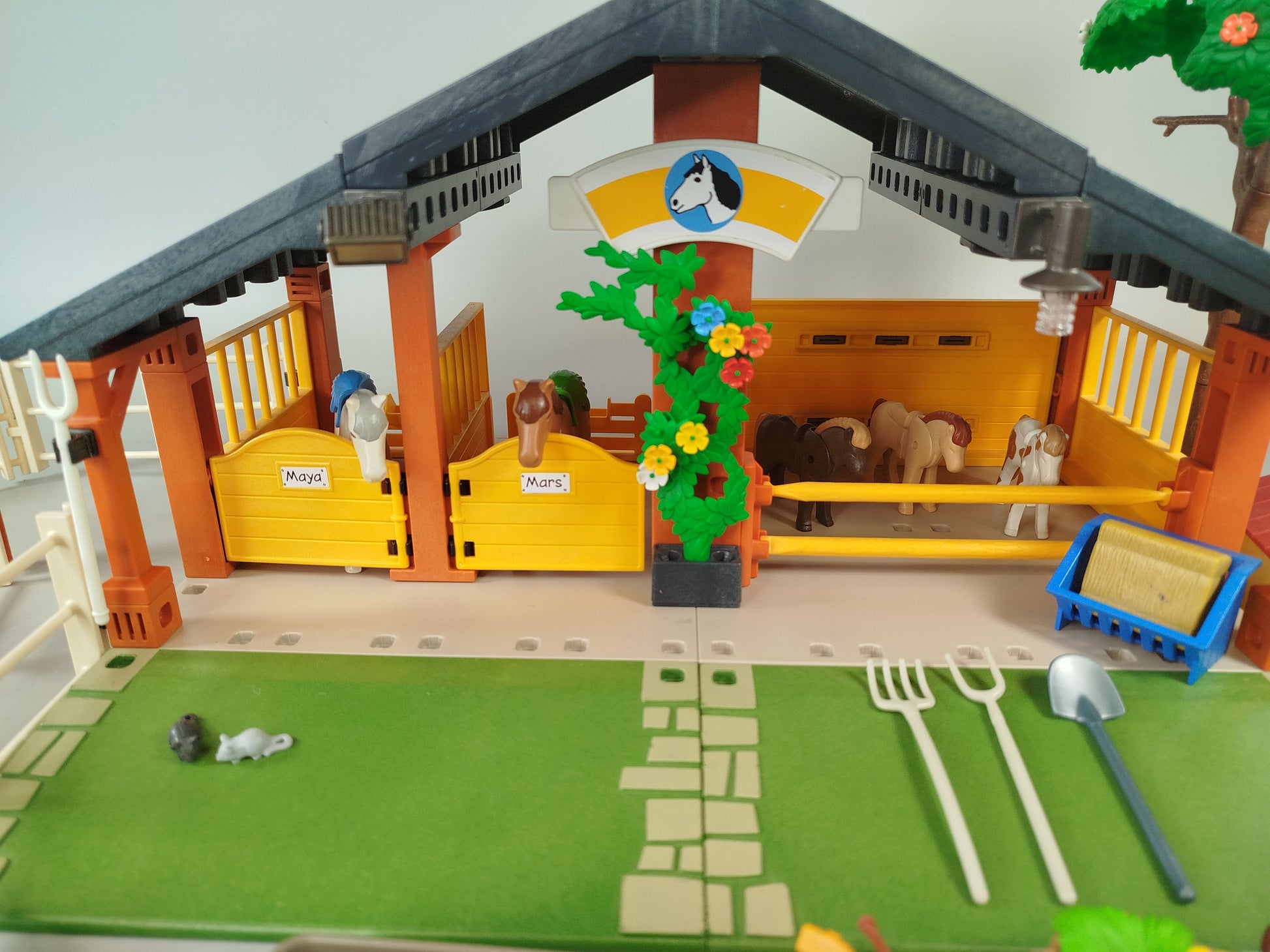 Playmobil Reiterhof 3120 mit Pferden, Figuren & Zubehör