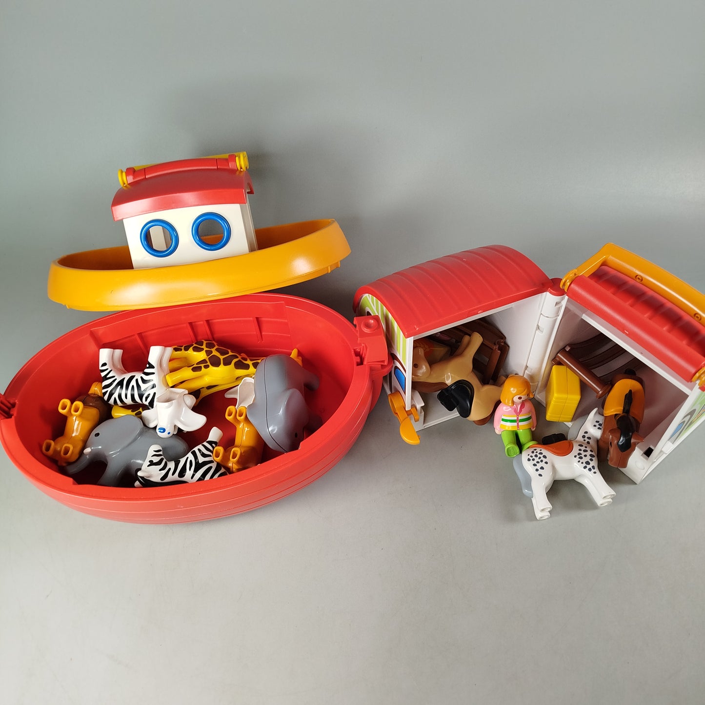 Playmobil Bundle Tiere Boot & Scheune Set von 17