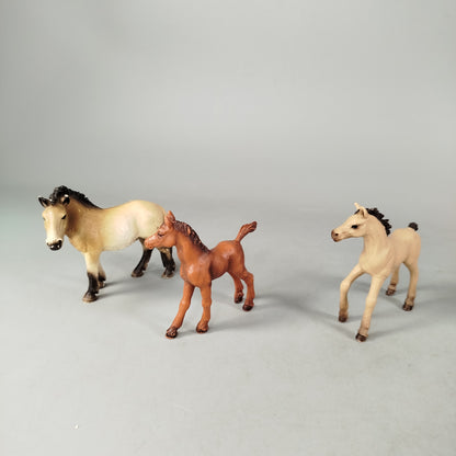 Schleich Bundle Set von 5 Pferde & Reiterfigur