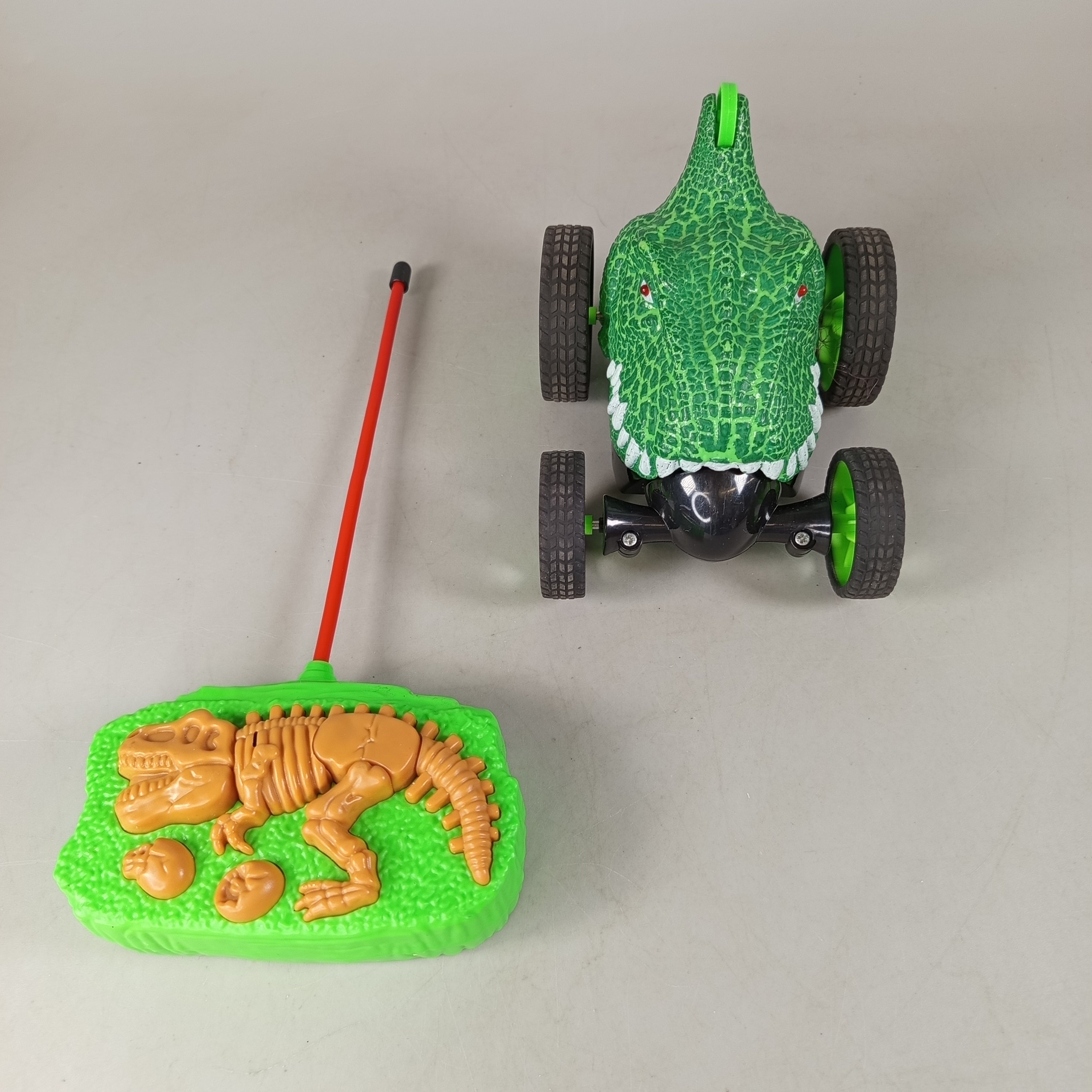 Vulkan consulting RC Dino-Auto 🚗📡, gebraucht, ab 3 4 5 Jahre | ✅ geprüft 