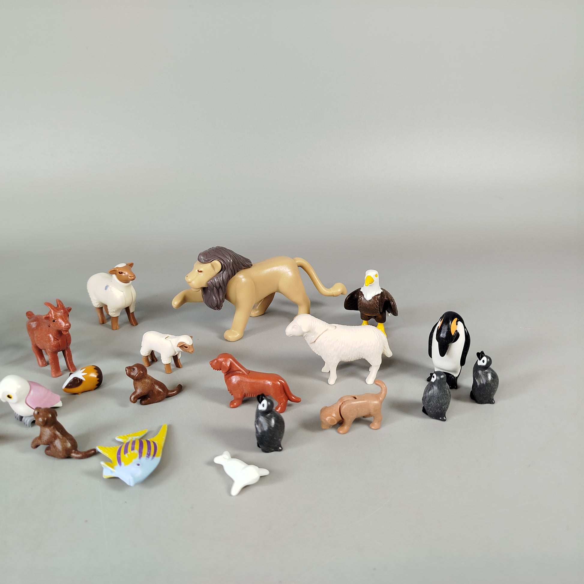 Playmobil Tierfiguren Set von 30 Bauernhof- und Wildtieren
