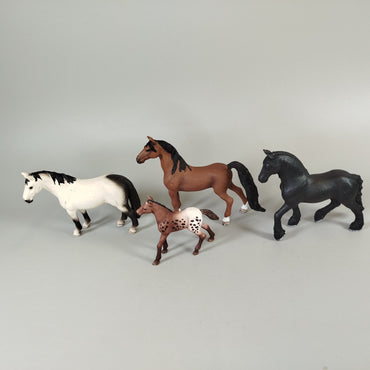 Schleich Pferde Figuren – Set von 7