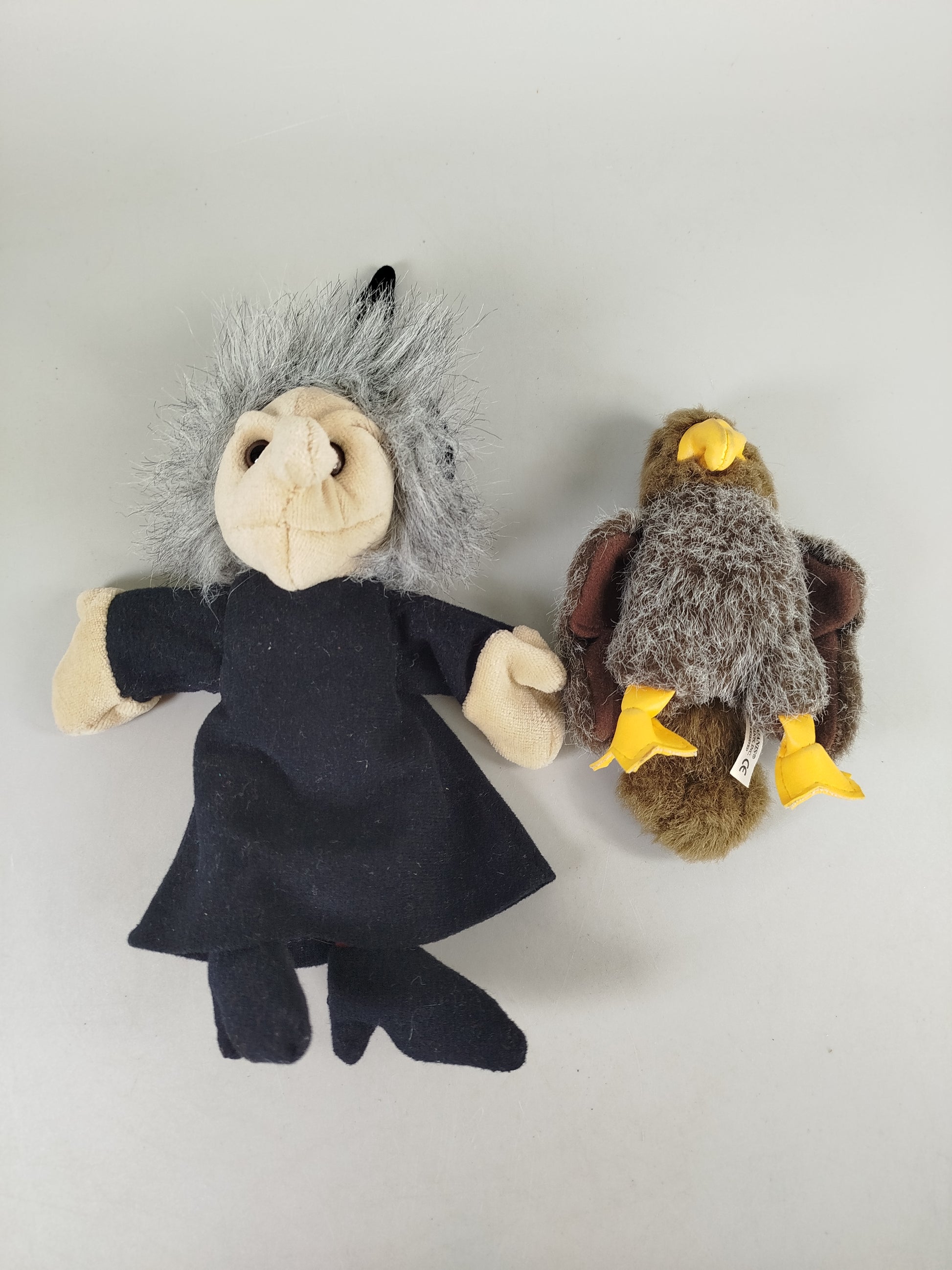 Folkmanis Handpuppen Set von 4 - Hexe, Babyadler, 2 Einhörner