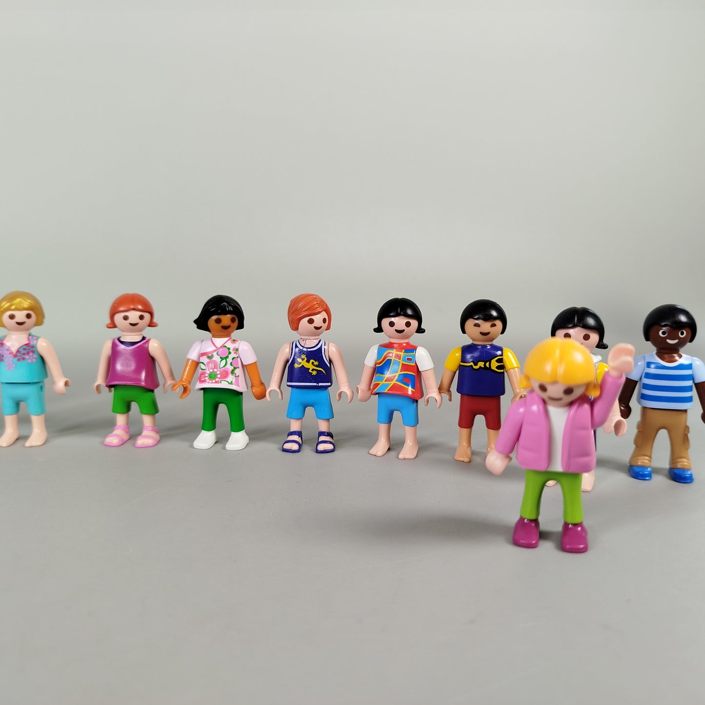 Playmobil Set von 22 Kinderfiguren – bunte Minifiguren für Rollenspiele