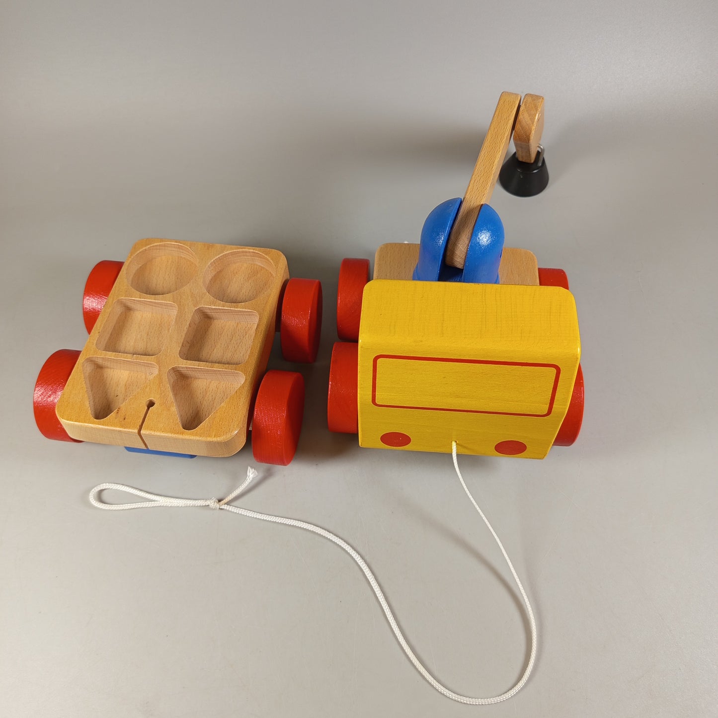 IKEA Holz-LKW mit Magnetkran & Anhänger