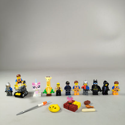 LEGO Bundle LEGO Movie & City Set von 10 Minifiguren