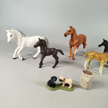 Schleich Bundle Pferde & Hunde 8x Tiere mit Zubehör