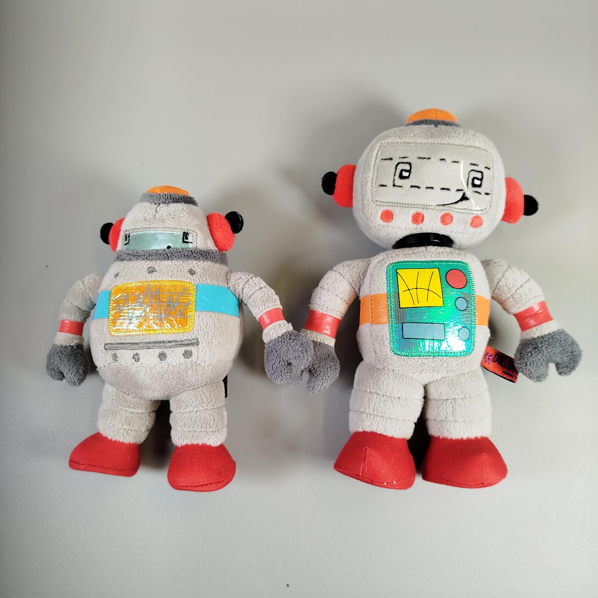  Stofftiere-Roboterfiguren - Set von 2