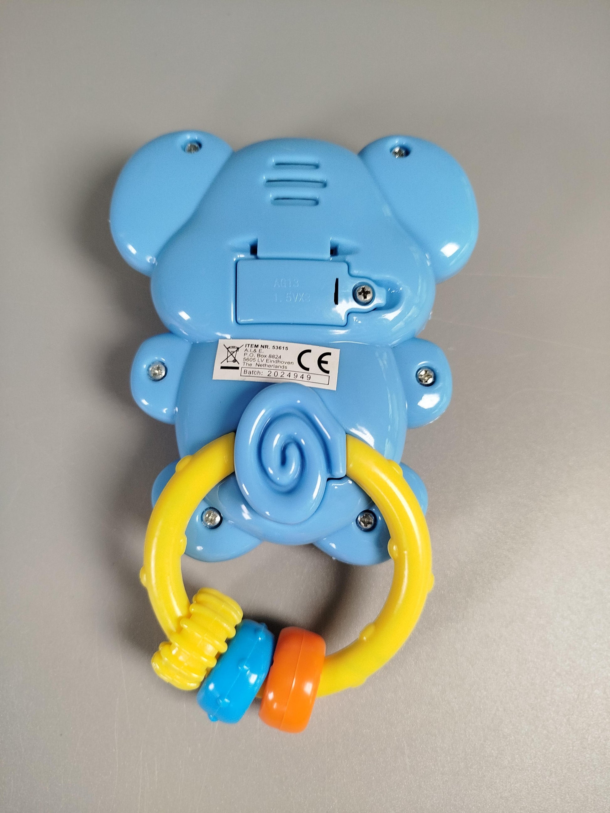 Babyspielzeug-Bundle mit Rassel, Stoffball, Stoffrassel-Figur & Soundfigur