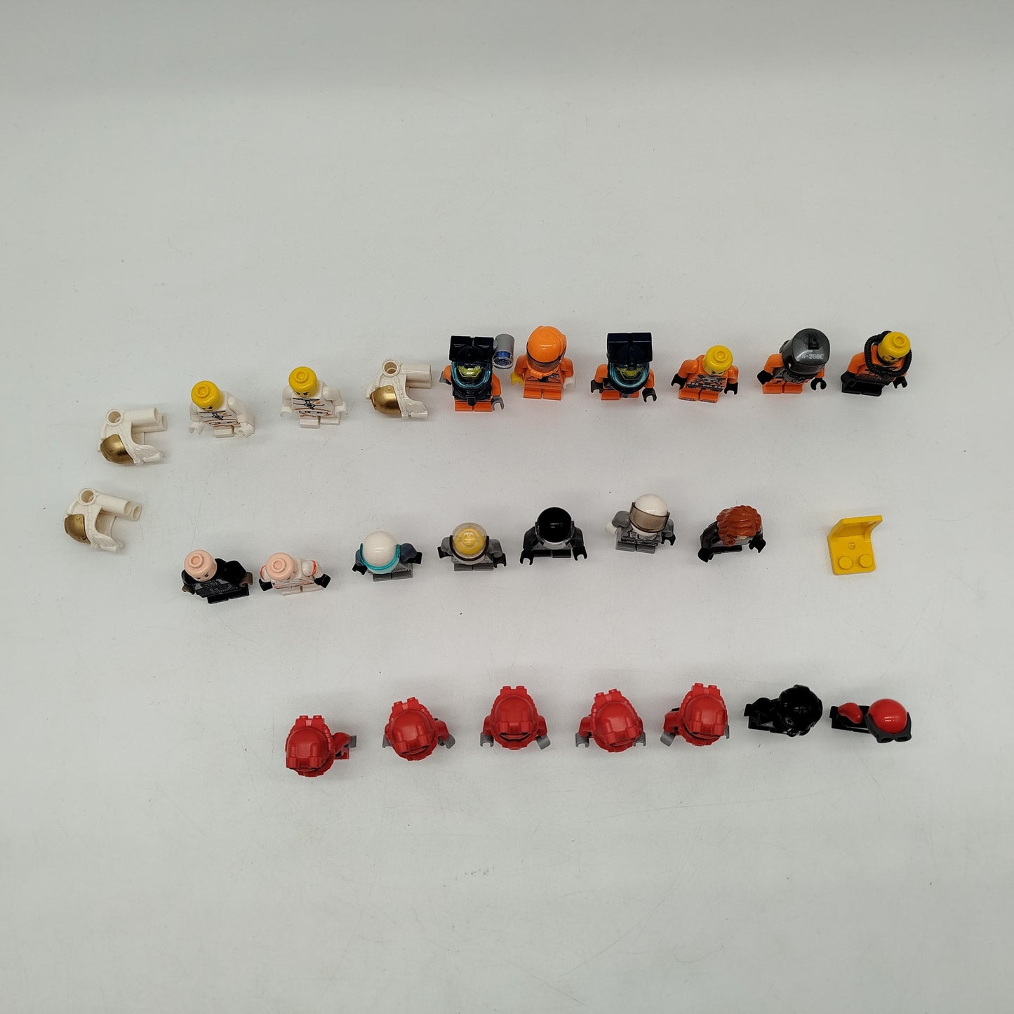 LEGO Minifiguren Set – Weltraum & Piloten, 22 Figuren