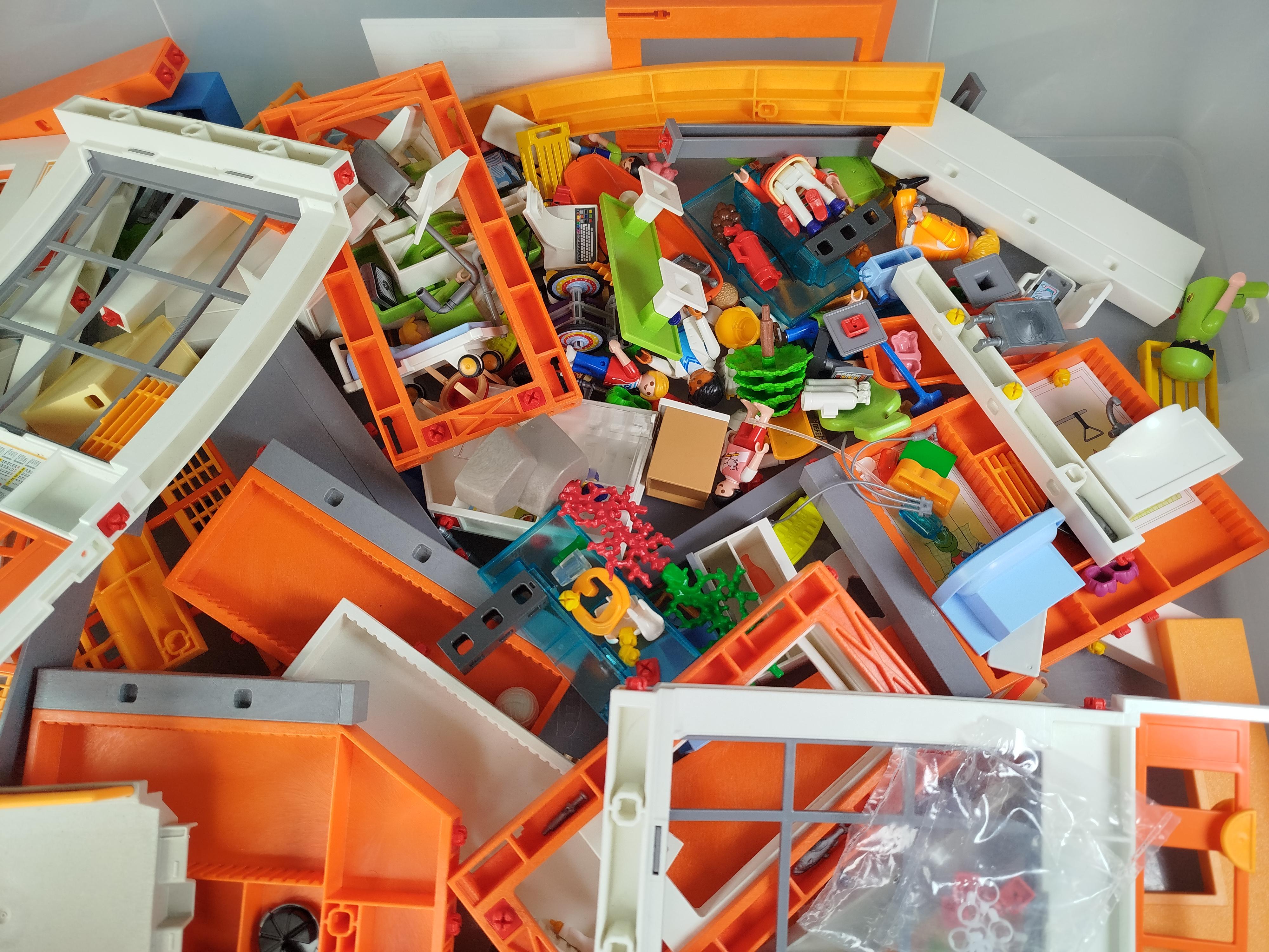 Bundle Playmobil x3 Gebäude & Figuren, gebraucht, ab 3 Jahre 