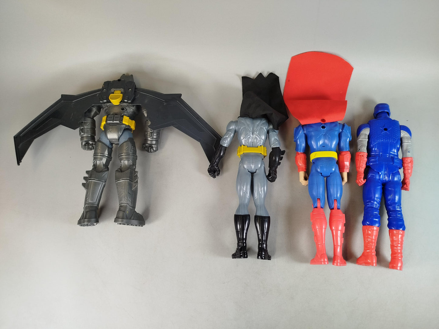 Mattel Bundle Helden Set von 4 Figuren