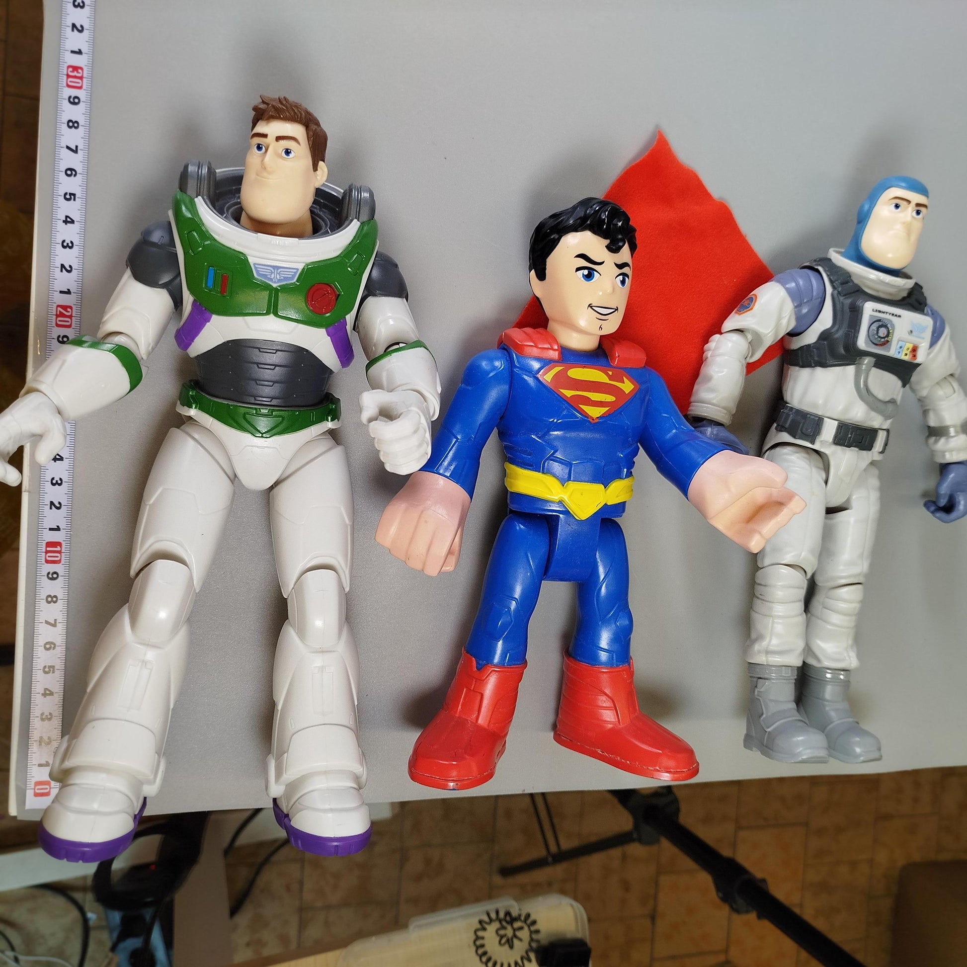 Mattel Actionfiguren Set von 3 - Buzz Lightyear & Superman