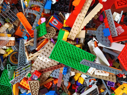 Konvolut LEGO ca. 3,1 kg Bausteine & Teile, Disney 100, ab 3 4 5 Jahre